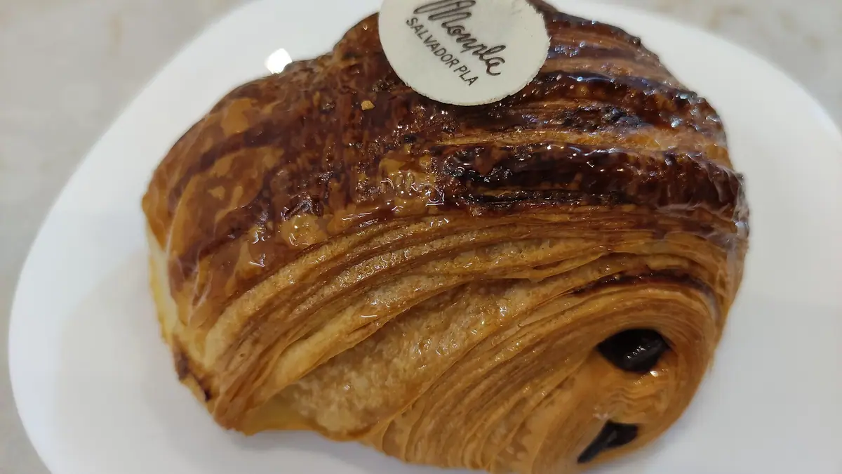 Bakaholics – patisserie in Attleborough town centre